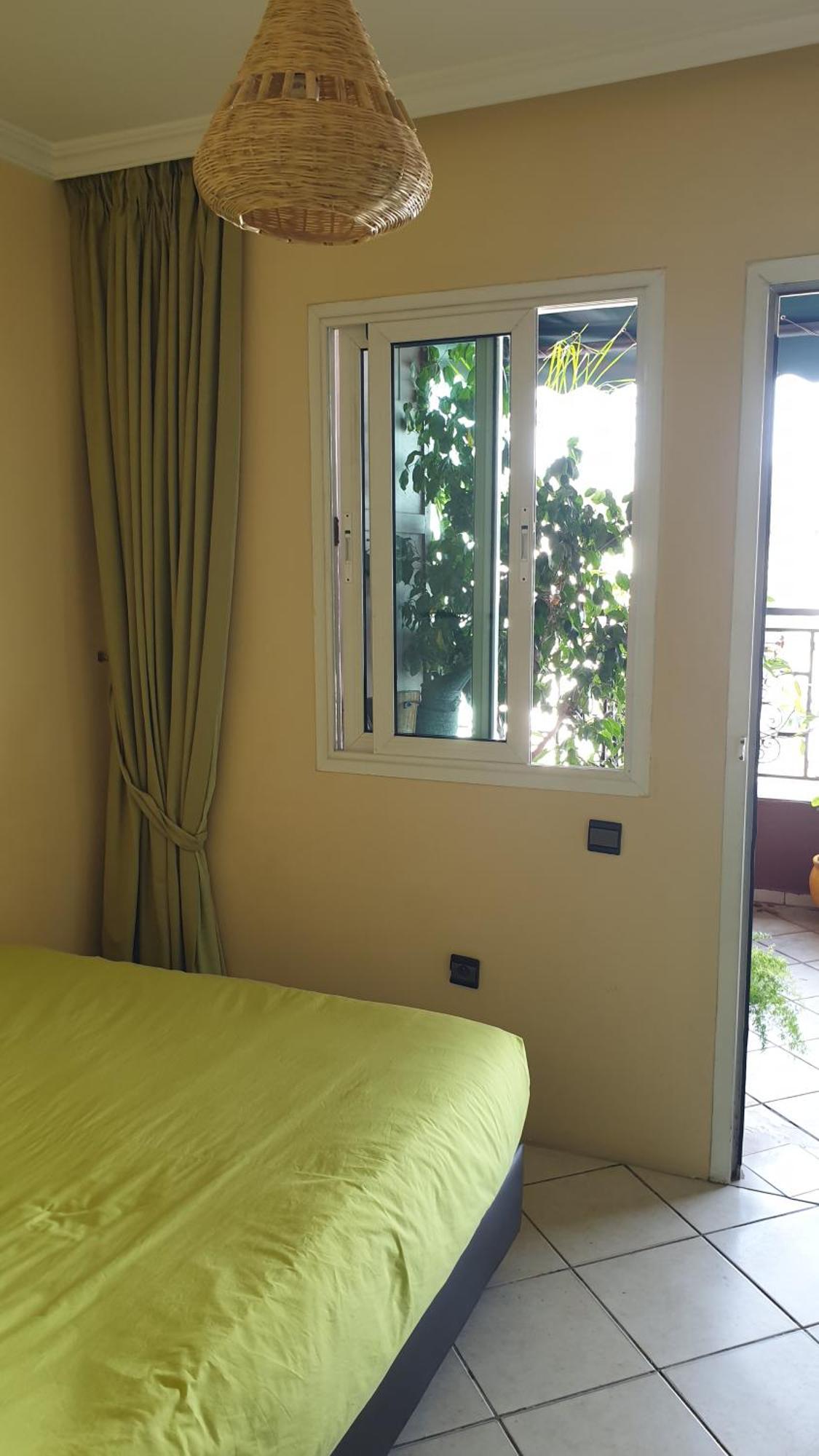 Appartement Agreable Avec 2 Tres Belles Terrasses Au Coeur De Rabat Luaran gambar